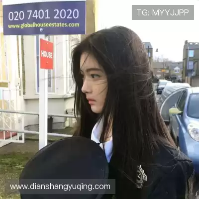 侯跃雯